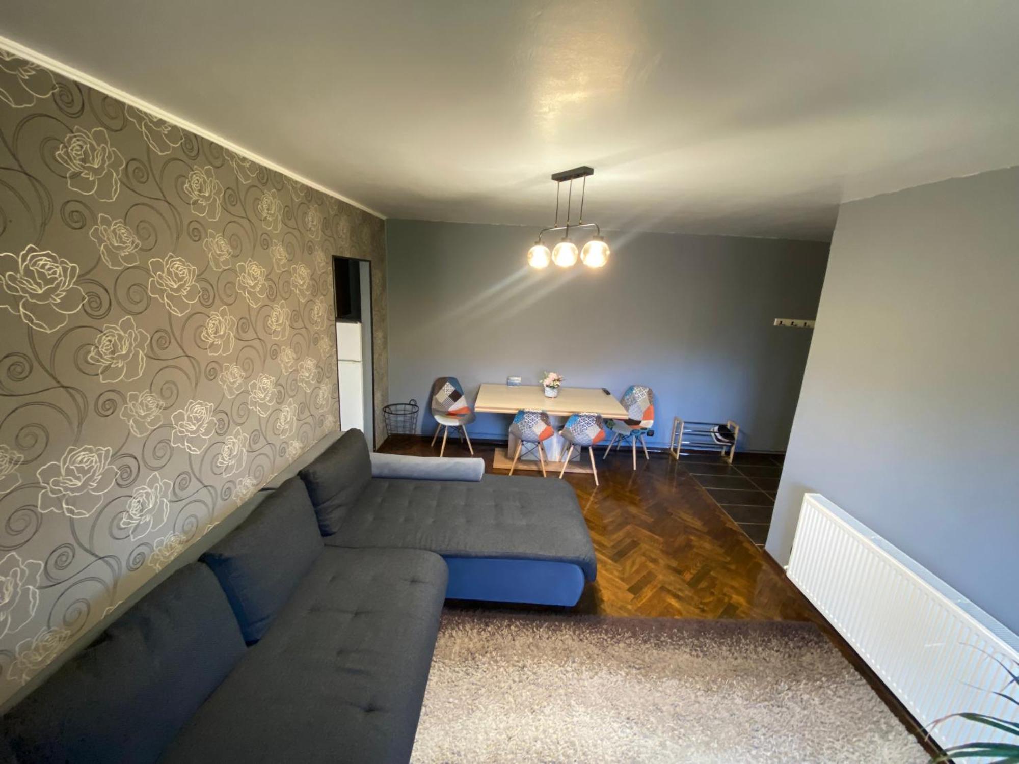 Comfort Home Apartment 2 Petroşani Exteriör bild